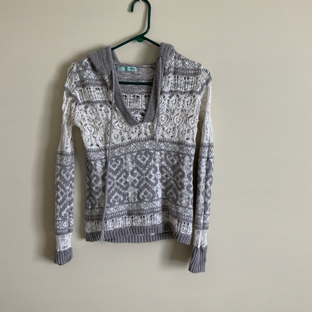 Maurices lace hooded sweater top